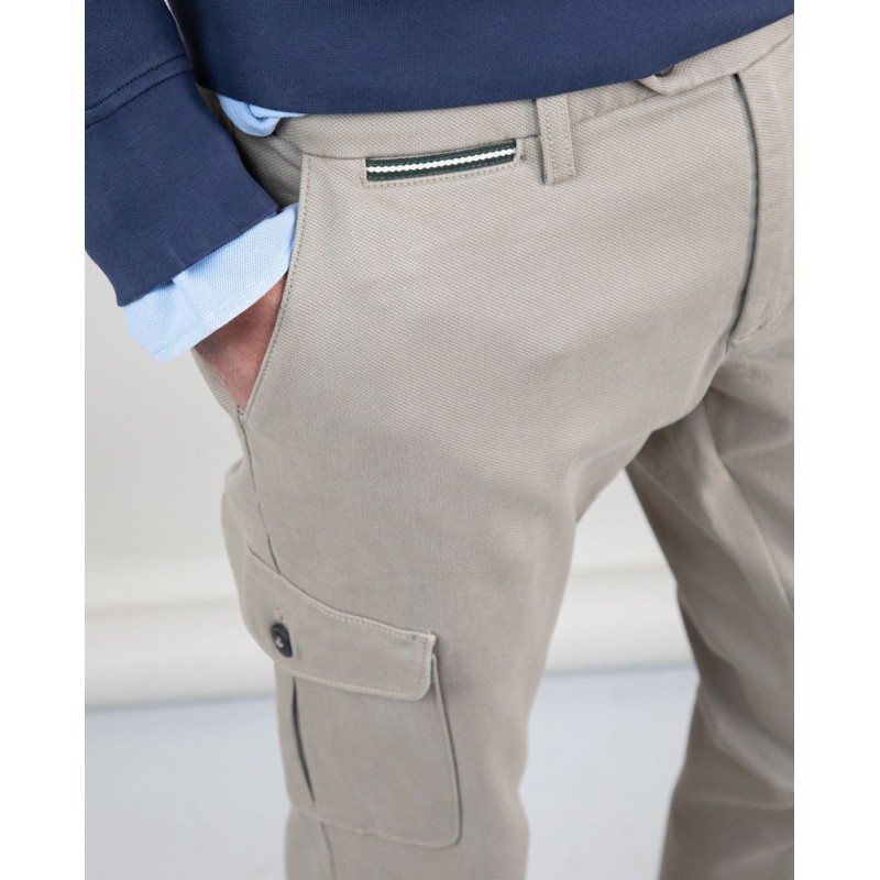 Pantalón cargo beige hombre | Estilo cómodo y versátil