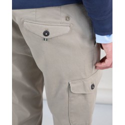 Pantalón cargo beige hombre | Estilo cómodo y versátil