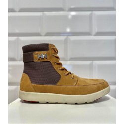 Bota Impermeable Nubuck Hombre | Suela HellyGrip & Diseño Escandinavo