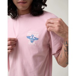 Camiseta Peace Rosa de Altonadock | Estilo Único y Algodón 100%