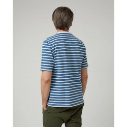 Camiseta Rayas Azul y Blanco Hombre Altonadock – Estilo Náutico y Casual