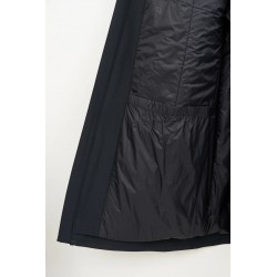 Abrigo Pogpung | Softshell impermeable y versátil