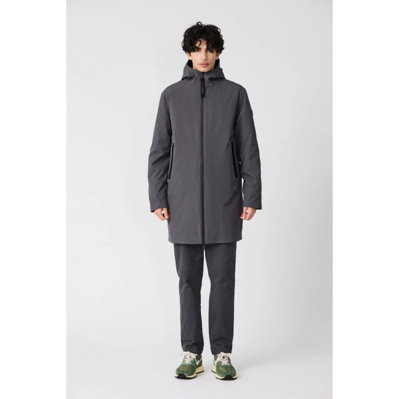 Abrigo Pogpung | Softshell impermeable y versátil Abrigo Pogpung | Softshell impermeable y versátil