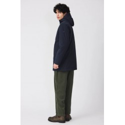 Abrigo Yuki Softshell Impermeable Hombre – Diseño Urbano y Aislante Térmico