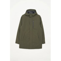 Abrigo Yuki Softshell Impermeable Hombre – Diseño Urbano y Aislante Térmico