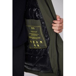 Abrigo Yuki Softshell Impermeable Hombre – Diseño Urbano y Aislante Térmico