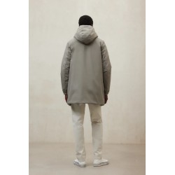 Abrigo Pasu | Impermeable Vegano de Poliéster Reciclado