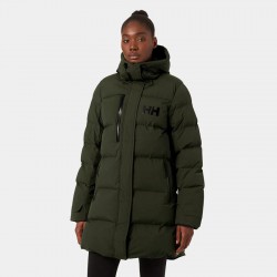 Parka Helly Hansen Adore Puffy verde mujer, abrigo puffer largo muy cálido, resistente al agua y al viento, ideal para invierno.