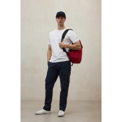 Mochila roja Bergen reciclada y vegana | Funcional y sostenible