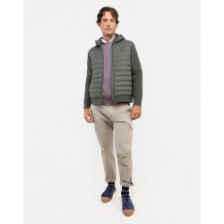 Chaqueta verde de hombre reciclada acolchada de nylon