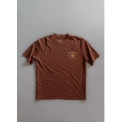 Camiseta Iron & Resin California Teja | Estilo Náutico Casual Hombre | Eolo Sanxenxo