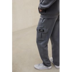 Pantalón Cargo Gris Sostenible | Estilo Casual y Cómodo