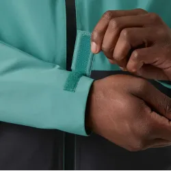 Chubasquero Ace Hombre Impermeable | Helly Hansen | Eolo Sanxenxo