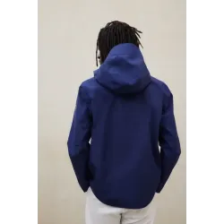 Chaqueta impermeable azul Ecoalf hombre | Ligera y con capucha