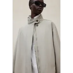 Chaqueta mujer Ecoalf beige ligera | Diseño limpio actual