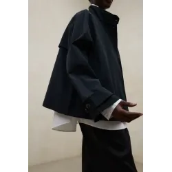 Chaqueta azul marino Ecoalf mujer | Diseño estructurado moderno