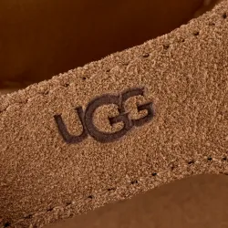 Sandalias UGG tipo dedo chestnut mujer | Ligeras y cómodas